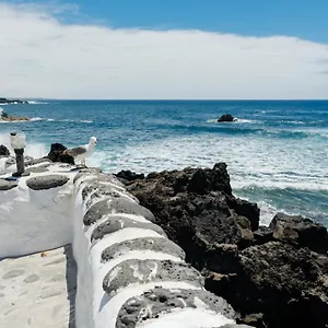 Caleton Del Golfo , El Golfo Spain