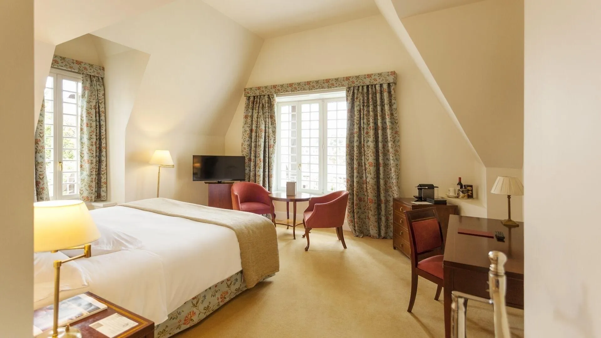 Hotel Villa Soro San Sebastian 4*,