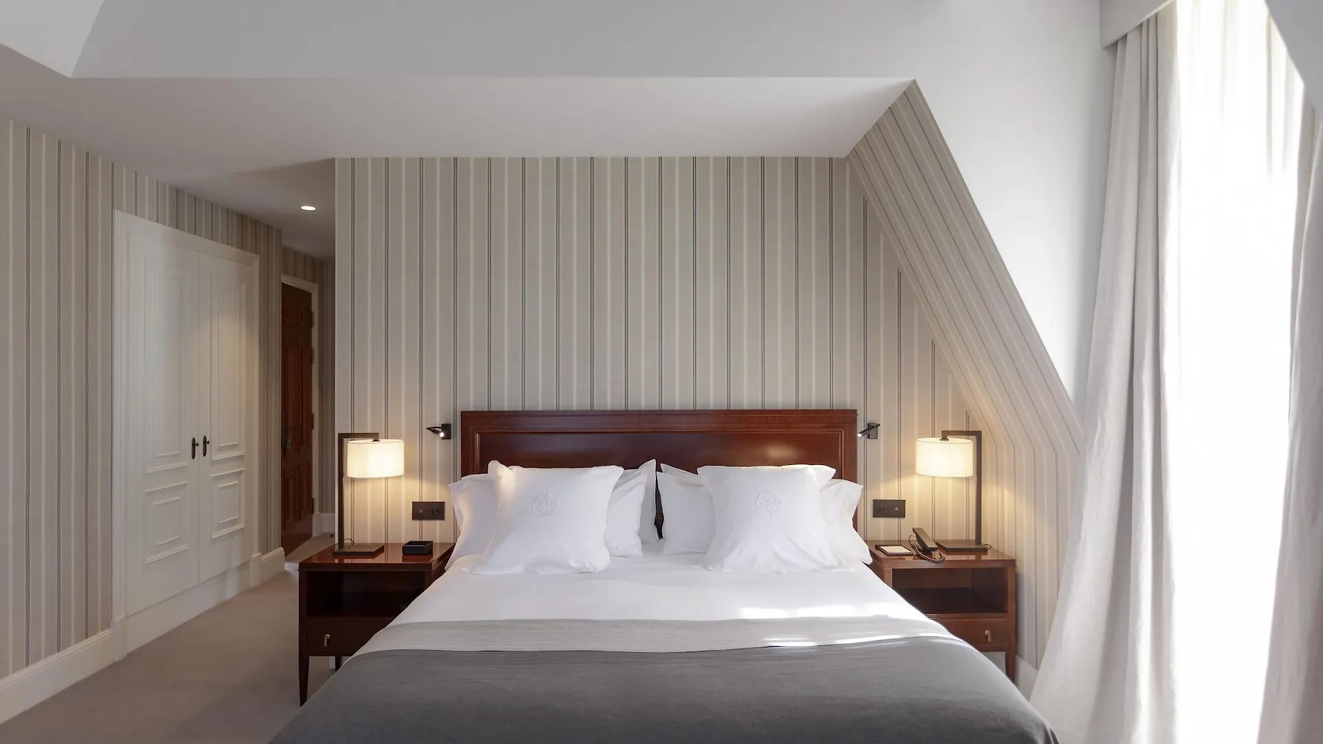 Hotel Villa Soro San Sebastian 4*,